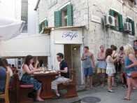 KONOBA FIFE, SPLIT