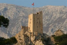 TVRĐAVA MIRABELA, OMIŠ