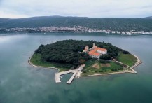OTOČIĆ KOŠLJUN – ETNOGRAFSKI I SAKRALNI MUZEJ